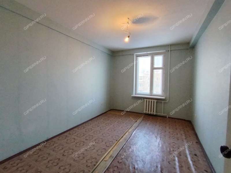 трёхкомнатная квартира в переулке Первостроителей дом 5 город Кстово