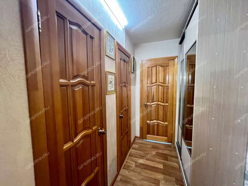 трёхкомнатная квартира на улице Генерала Зимина дом 4