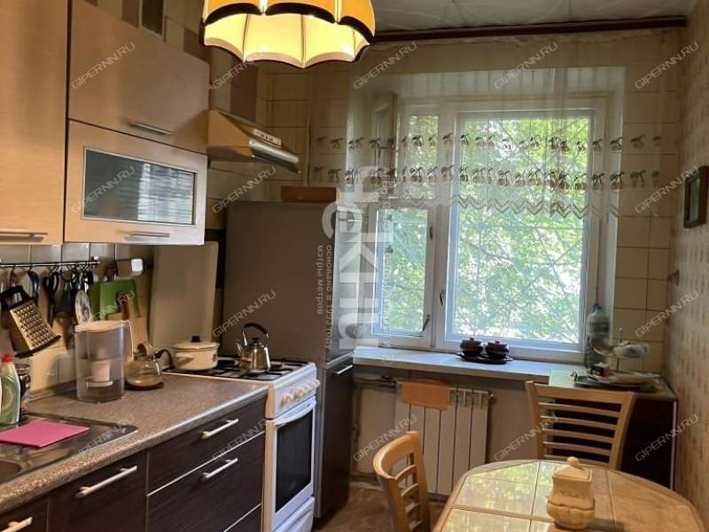 трёхкомнатная квартира на улице Звездинка дом 9  к1