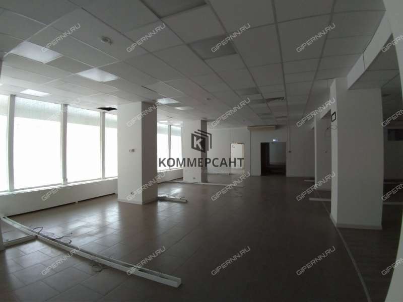 помещение под торговую площадь на Совнаркомовской улице