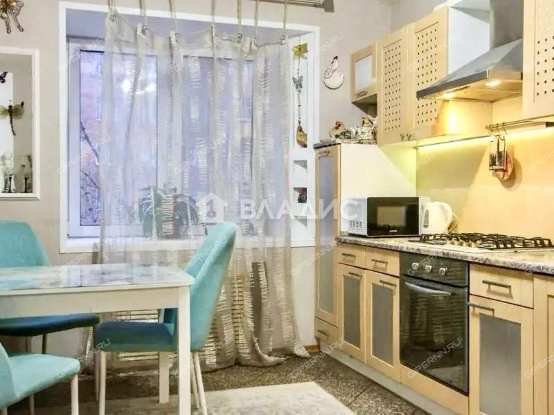 трёхкомнатная квартира на улице Невзоровых дом 85