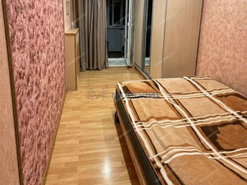 трёхкомнатная квартира на улице Маковского дом 23