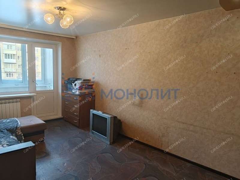 однокомнатная квартира в 2-м микрорайоне дом 37 город Бор