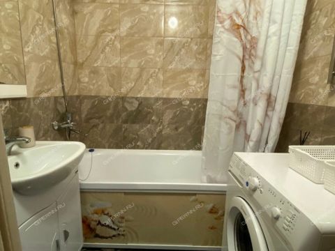 1-komnatnaya-ul-geroya-zhidkova-d-2 фото