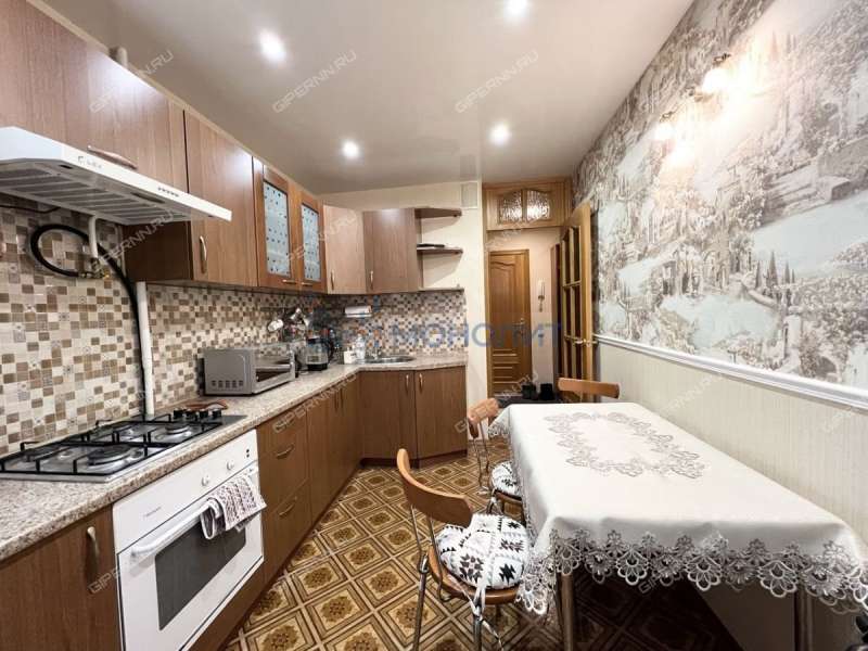 трёхкомнатная квартира на Ижорской улице дом 50 к2