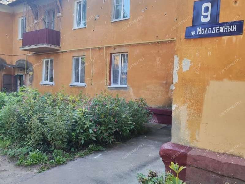 комната в доме 9 на Молодёжном проспекте