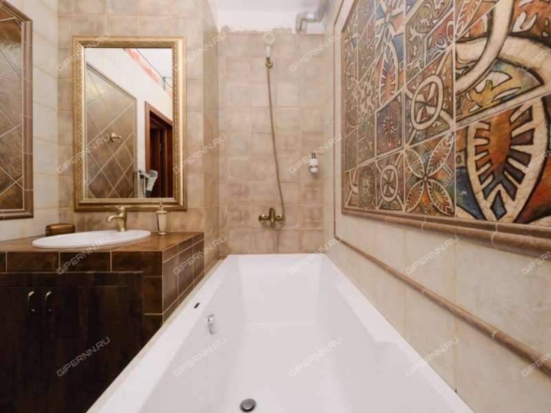 трёхкомнатная квартира на улице Янки Купалы дом 42