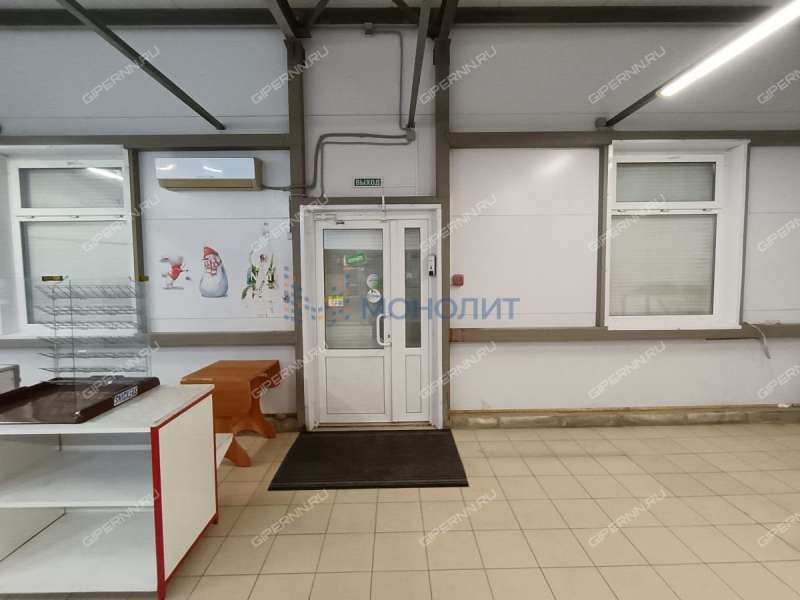 здание под торговую площадь, производственную площадь на улице Коминтерна город Павлово