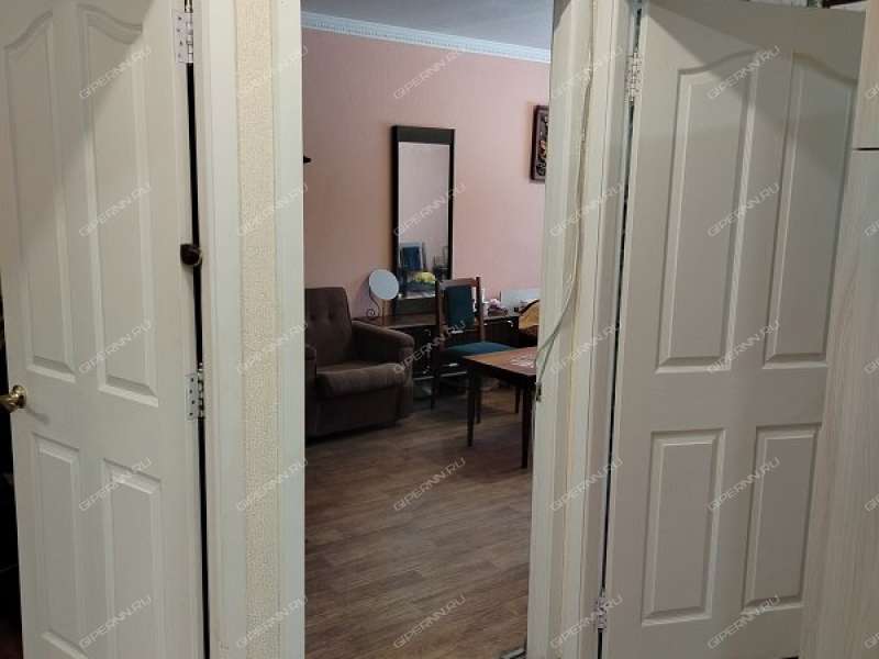 трёхкомнатная квартира на улице Гвардейцев дом 16