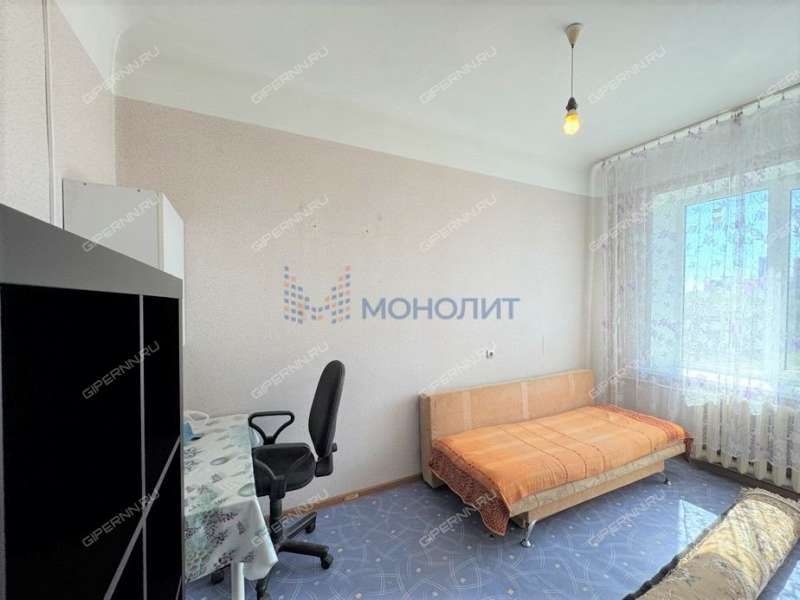 четырёхкомнатная квартира на улице Октябрьской Революции дом 37