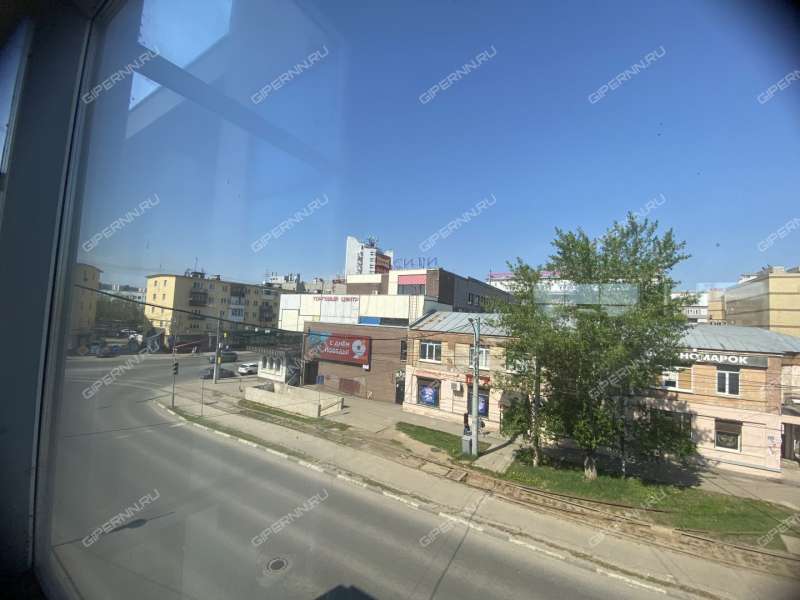 здание под офис, торговую площадь на улице Долгополова