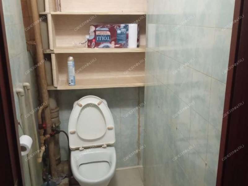 двухкомнатная квартира на улице Строкина дом 10