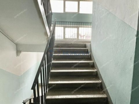 2-komnatnaya-ul-sergeya-esenina-d-23 фото