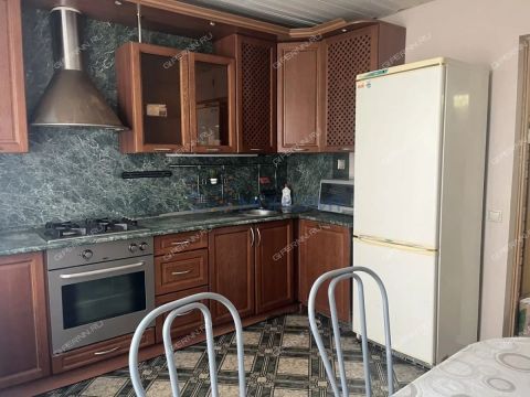 2-komnatnaya-ul-rodionova-d-193-k1 фото
