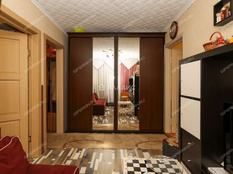 четырёхкомнатная квартира на Артельной улице дом 10А