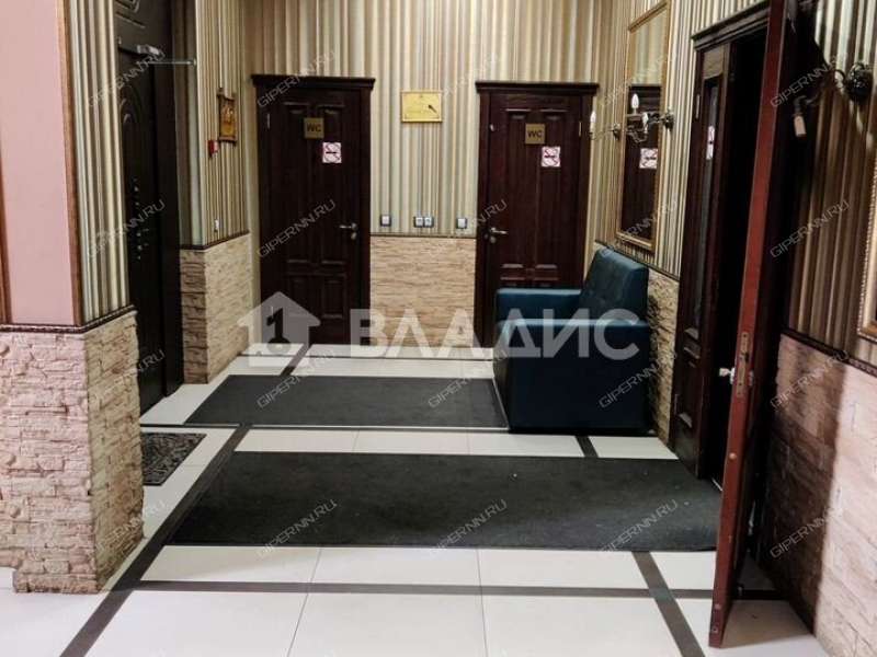 здание под офис, торговую площадь на улице Мечникова