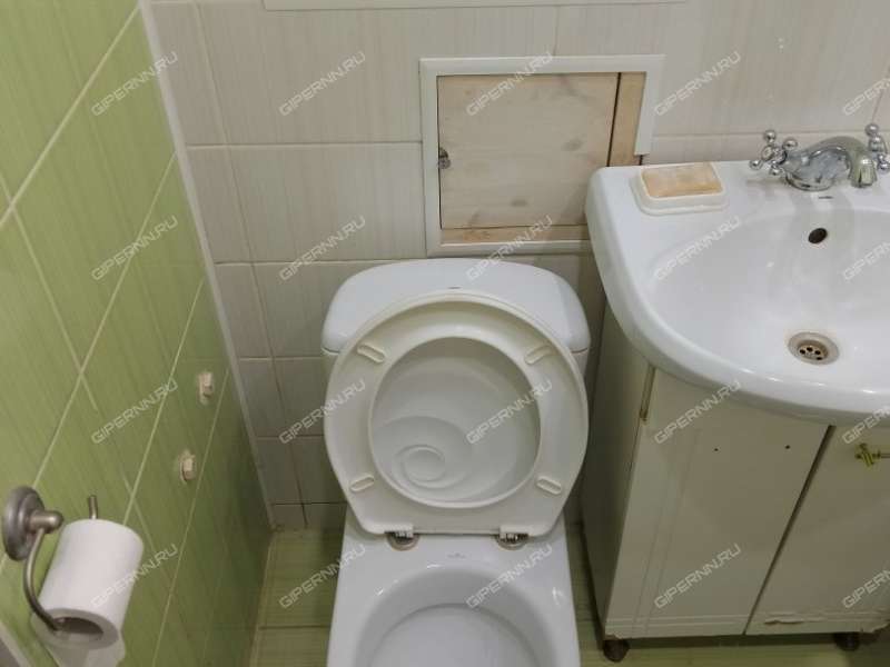 двухкомнатная квартира на улице Героя Советского Союза Поющева дом 19