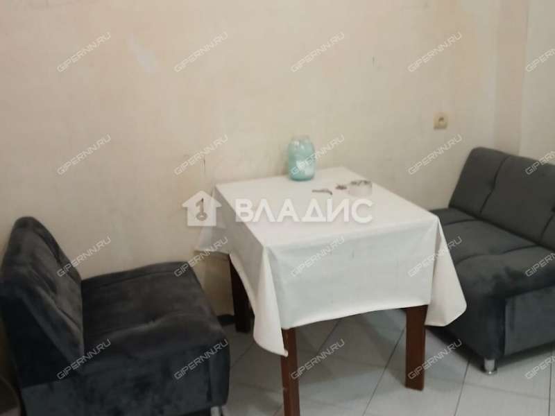 однокомнатная квартира на Волжской набережной дом 8