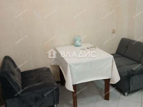 1-komnatnaya-nab-volzhskaya-d-8 фото