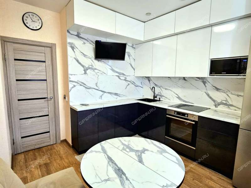 однокомнатная квартира на улице Радио дом 10