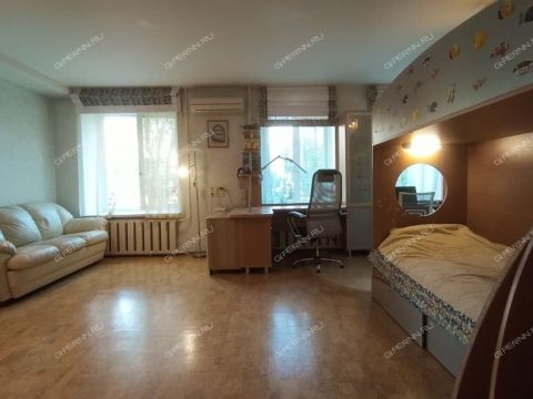 3-komnatnaya-ul-maksima-gorkogo-d-232 фото