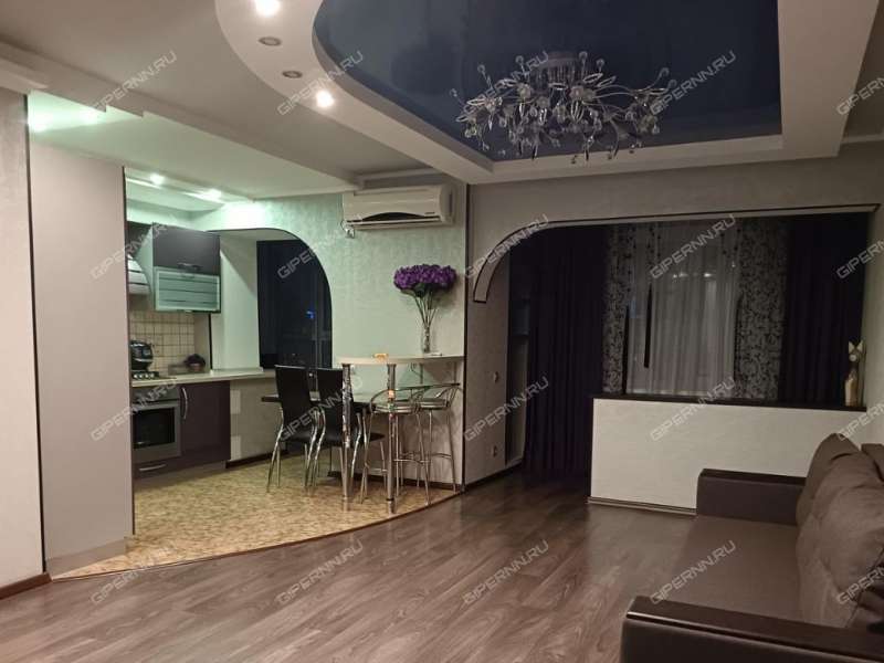 двухкомнатная квартира на улице Крылова дом 6