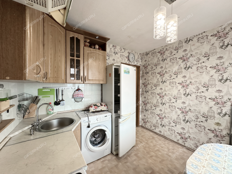 двухкомнатная квартира на проспекте Гагарина дом 4