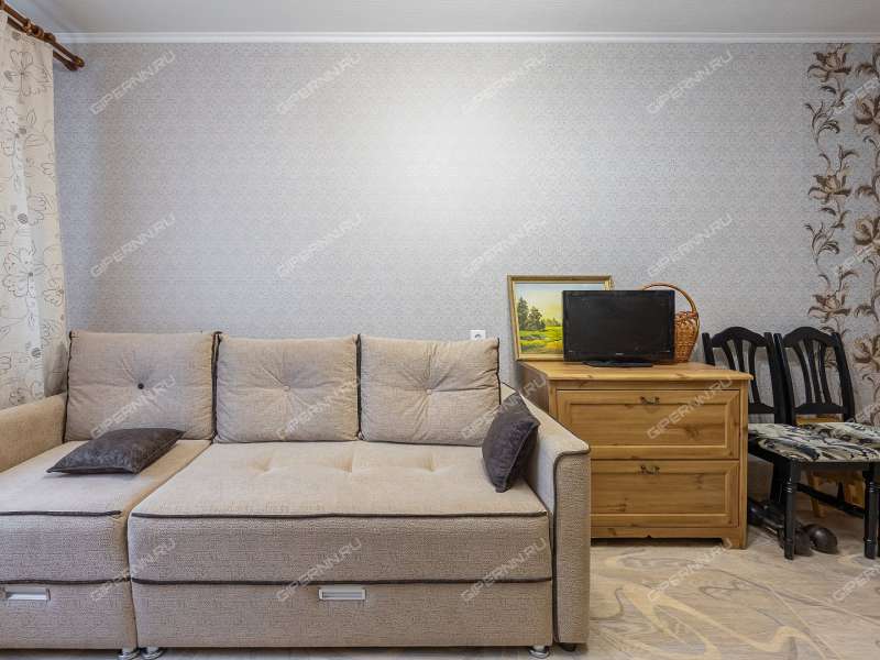 трёхкомнатная квартира на улице Адмирала Васюнина дом 5 к1