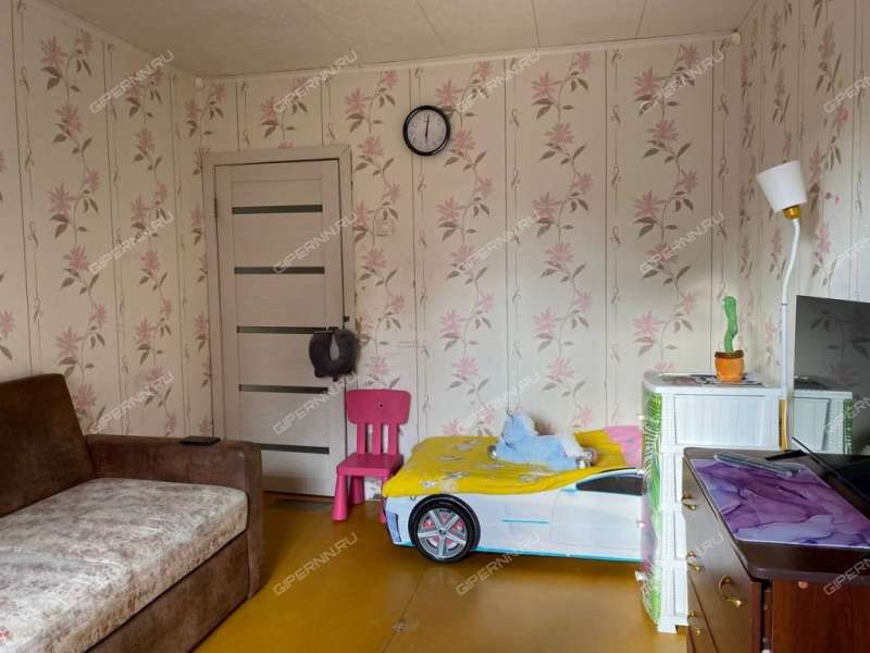 трёхкомнатная квартира на улице Политбойцов дом 22