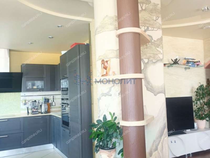 трёхкомнатная квартира на бульваре Академика Королёва дом 8