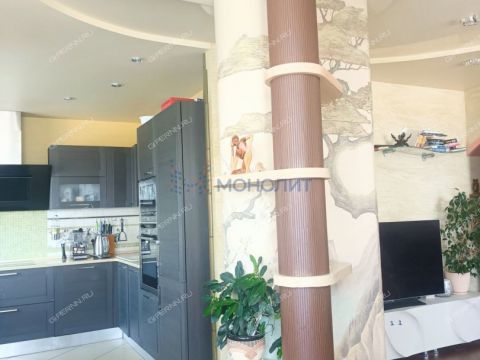 3-komnatnaya-b-r-akademika-koroleva-d-8 фото