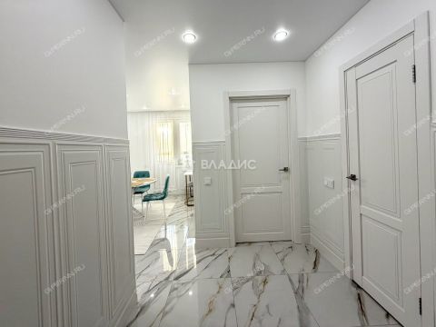 1-komnatnaya-ul-cvetochnaya-d-12-k1 фото