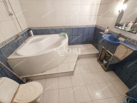 4-komnatnaya-ul-imeni-generala-ivlieva-d-30-k1 фото