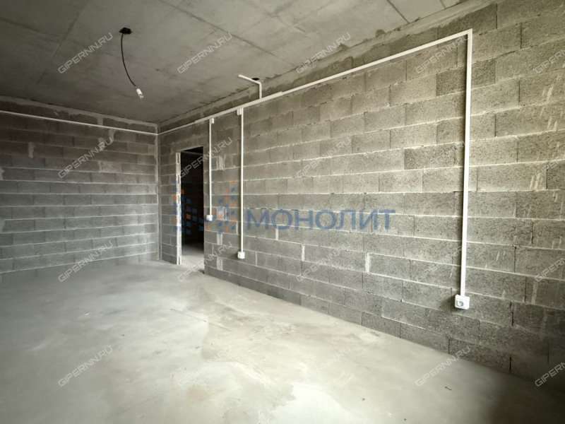 четырёхкомнатная квартира на Полтавской улице дом 15