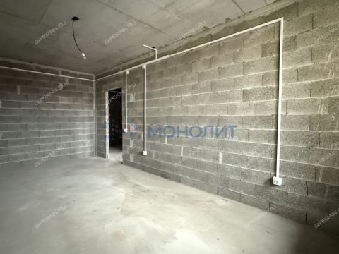 4-komnatnaya-ul-poltavskaya-d-15 фото