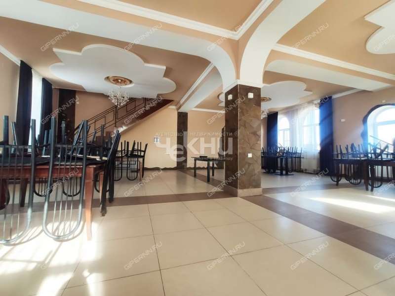 здание под недвижимость под общепит на Малое Чухово деревня Малое Чухово