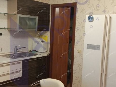 3-komnatnaya-ul-rodionova-d-193 фото