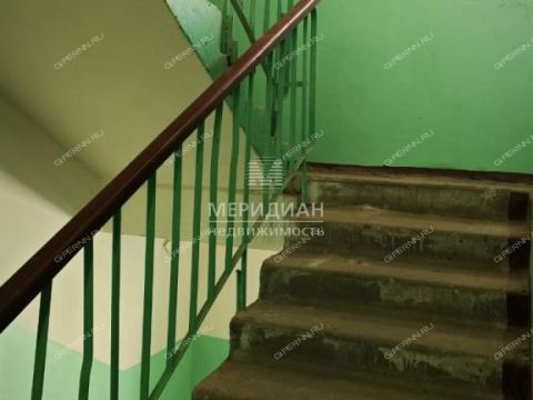 4-komnatnaya-ul-volzhskaya-d-40 фото