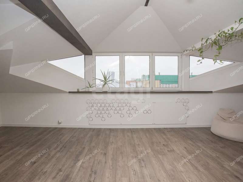 трёхкомнатная квартира на улице Минина дом 29