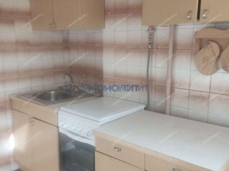 трёхкомнатная квартира на Космической улице дом 42