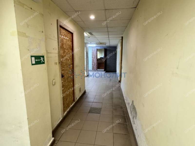 помещение под помещение свободного назначения, торговую площадь на Московском шоссе