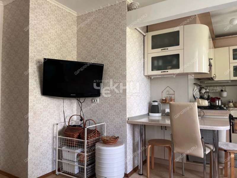 трёхкомнатная квартира на проспекте Дзержинского дом 45 город Заволжье