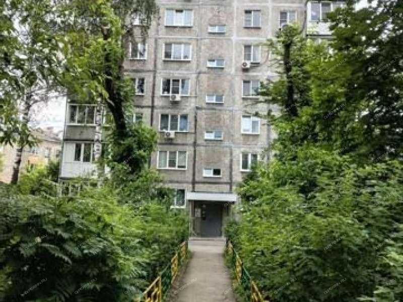 двухкомнатная квартира на улице Шаляпина дом 8