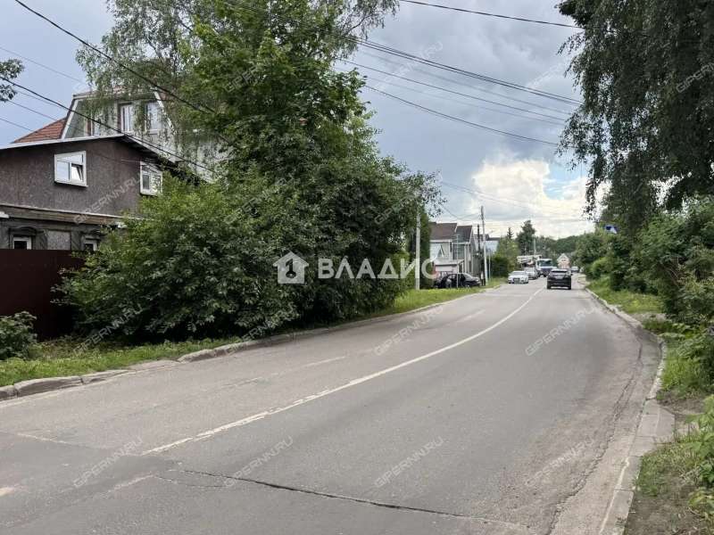 1/2 дома на улице Братьев Игнатовых