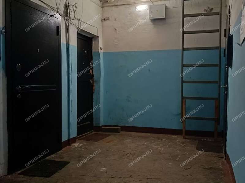 комната в доме 11 на Молодёжном проспекте