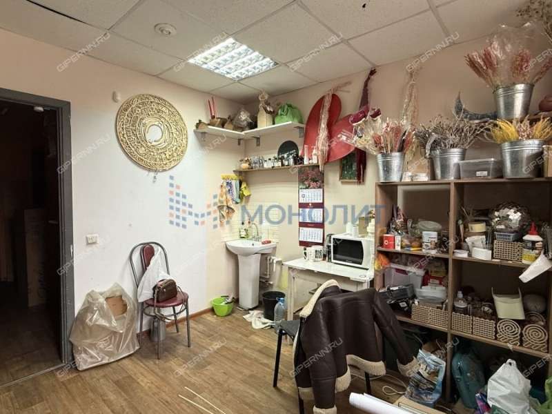 помещение под офис, торговую площадь на Совнаркомовской улице