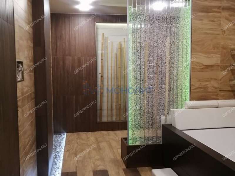 четырёхкомнатная квартира на улице Воровского дом 22