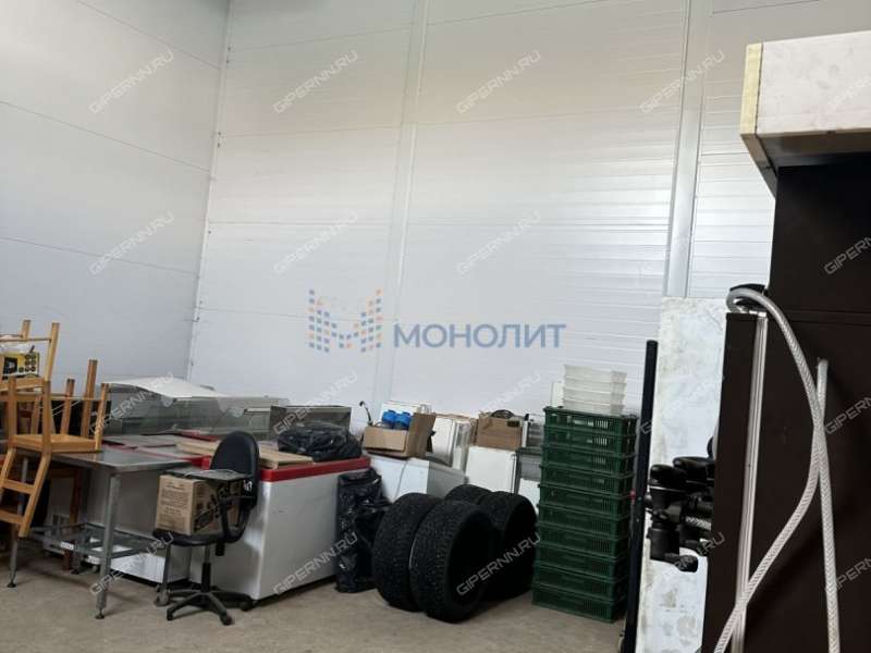 имущественный комплекс под склад, производственную площадь на улице Маршала Голованова