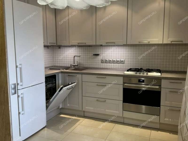 пятикомнатная квартира на Ошарской улице дом 88 к1