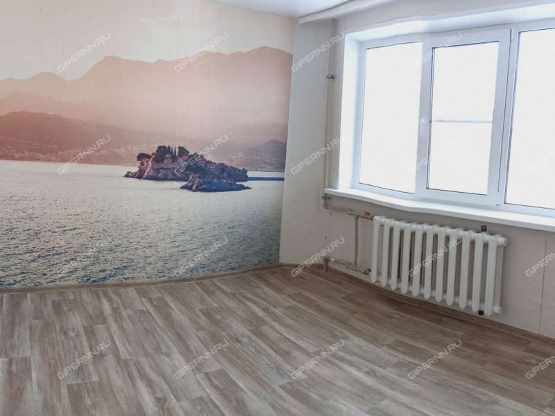 трёхкомнатная квартира на Школьная ул. дом 26 село Чернуха